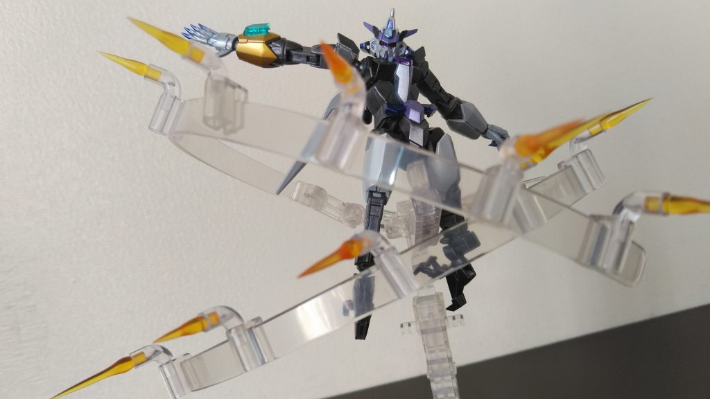 「ハメッシュ・オルフーグ」掌から光弾を複数発射する技。ゲーム版だと名前がついている。