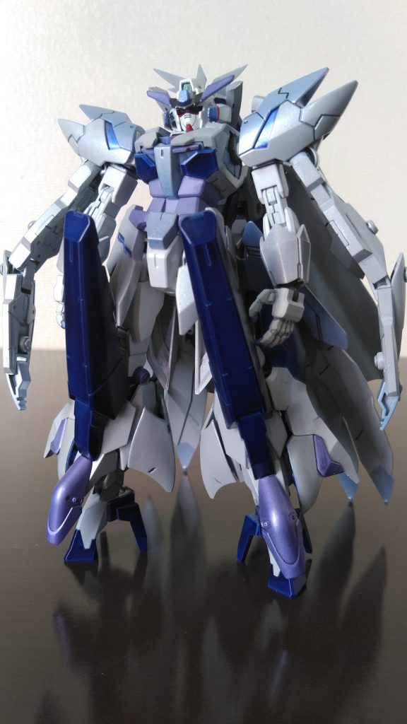 「真鏡 ガンダム・シェンショウジン」シンフォニックガンダム(モデル小日向未来)がファウストローブ(神獣鏡)を纏った姿。シンフォギアXV最終回で登場した未来さんの最終決戦装備。コアガンダムを改造素体に使ったのもこの時のためでもあります。