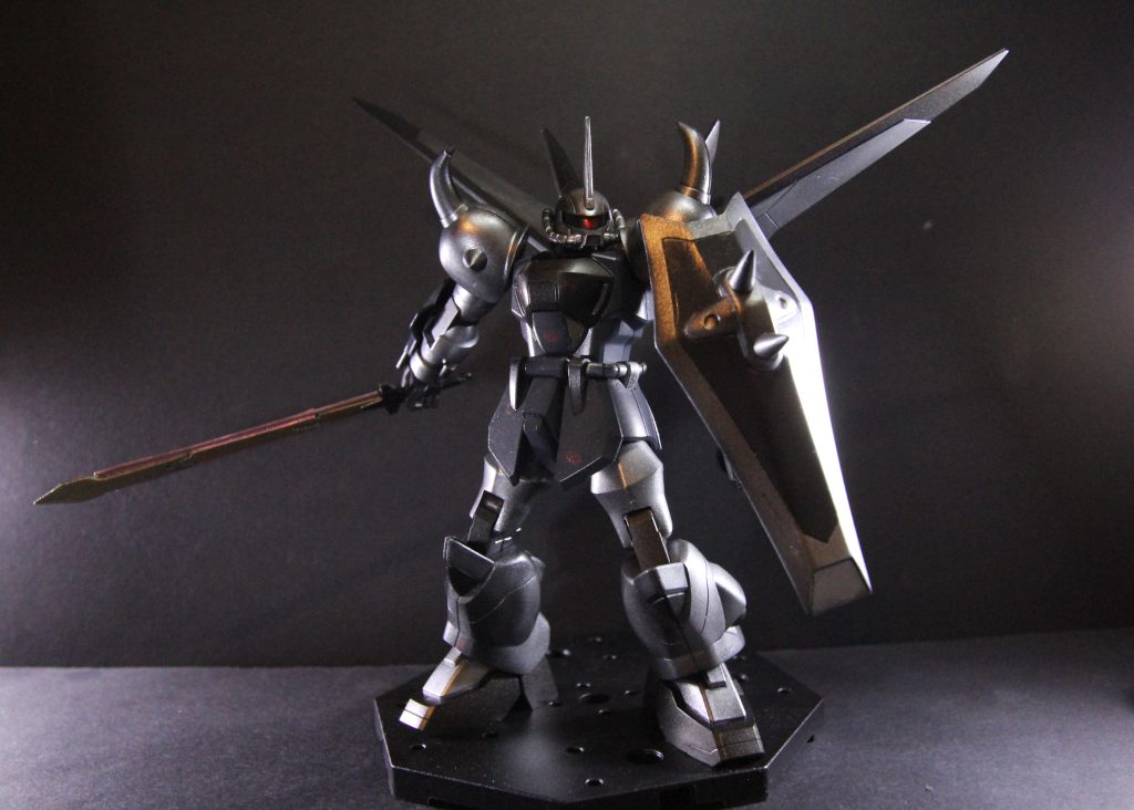 古いキットなのでポージングが難しかったです