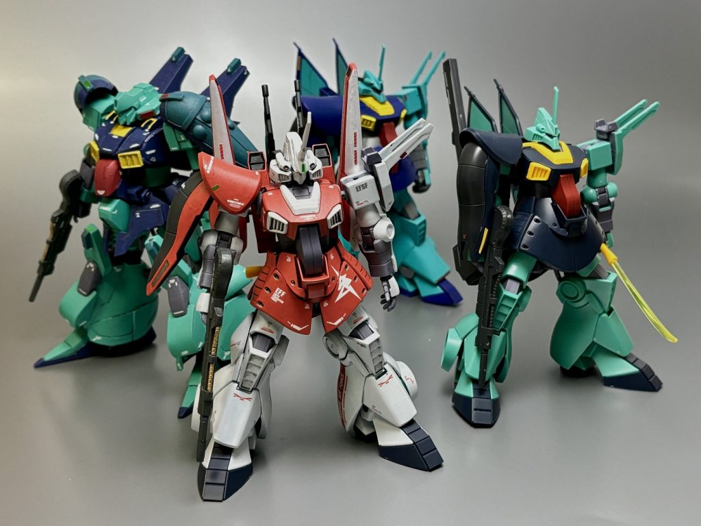 我が家のディジェ(?)とパシャリ。SE-Rはディジェと呼べるのか微妙ですが。。。ディジェSE-R 風https://gumpla.jp/hg/1590444旧キット ディジェhttps://gumpla.jp/old/842866