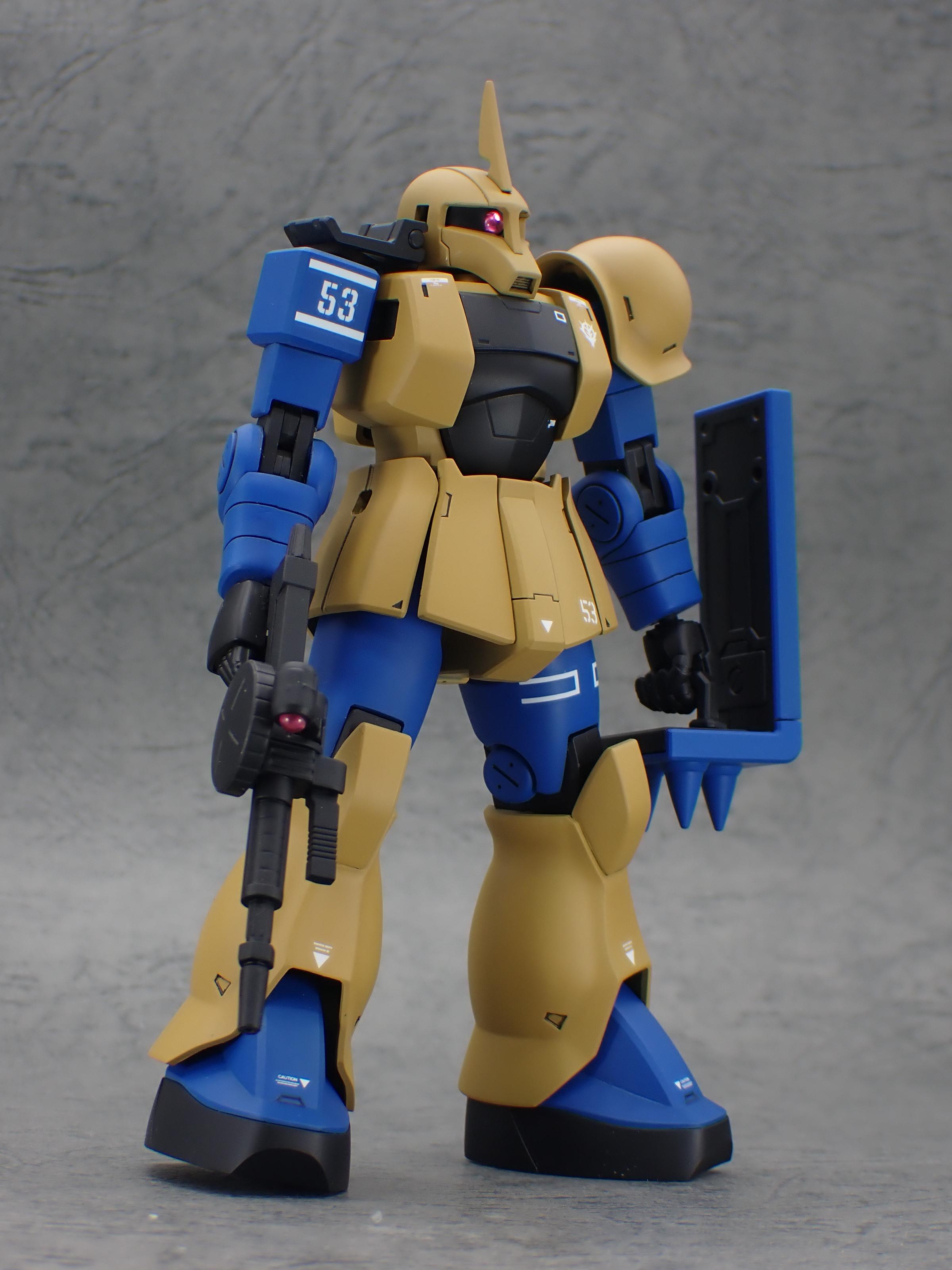 HG 1/144 ザクⅠ（オリジン版）リアルタイプカラー 塗装完成品 