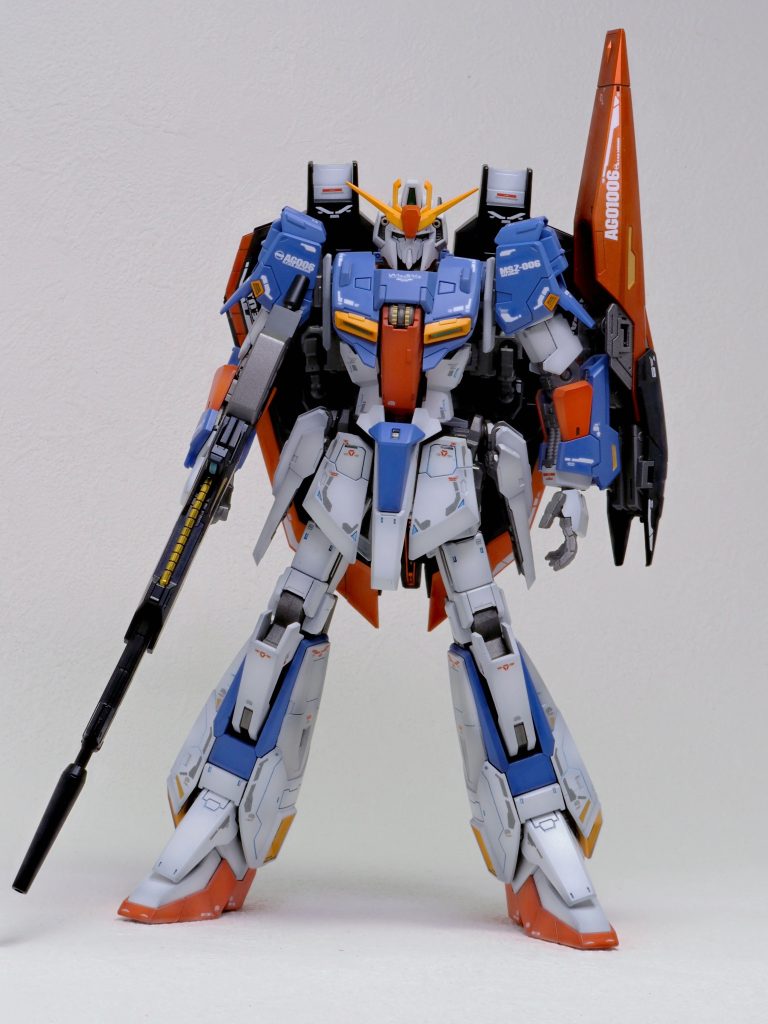 キットのグレー類は本体白で仕上げた後にクレオスのスーパークリアー グレートーン C183を使用してみました。(イメージしていたよりだいぶ薄すぎました。)