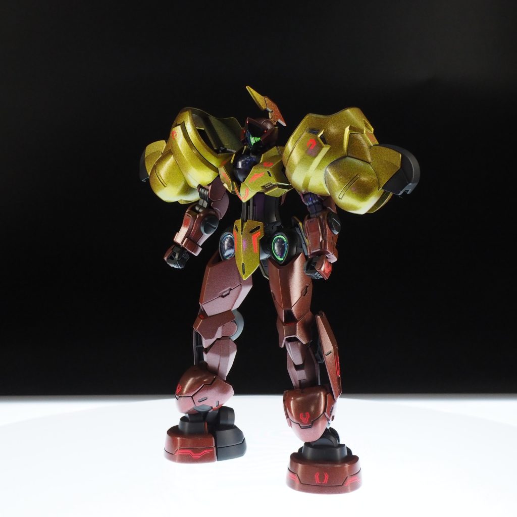 全身像はこんな感じ。足長になってしまったけど、グレンアルマっぽいシルエットにはなったかと。