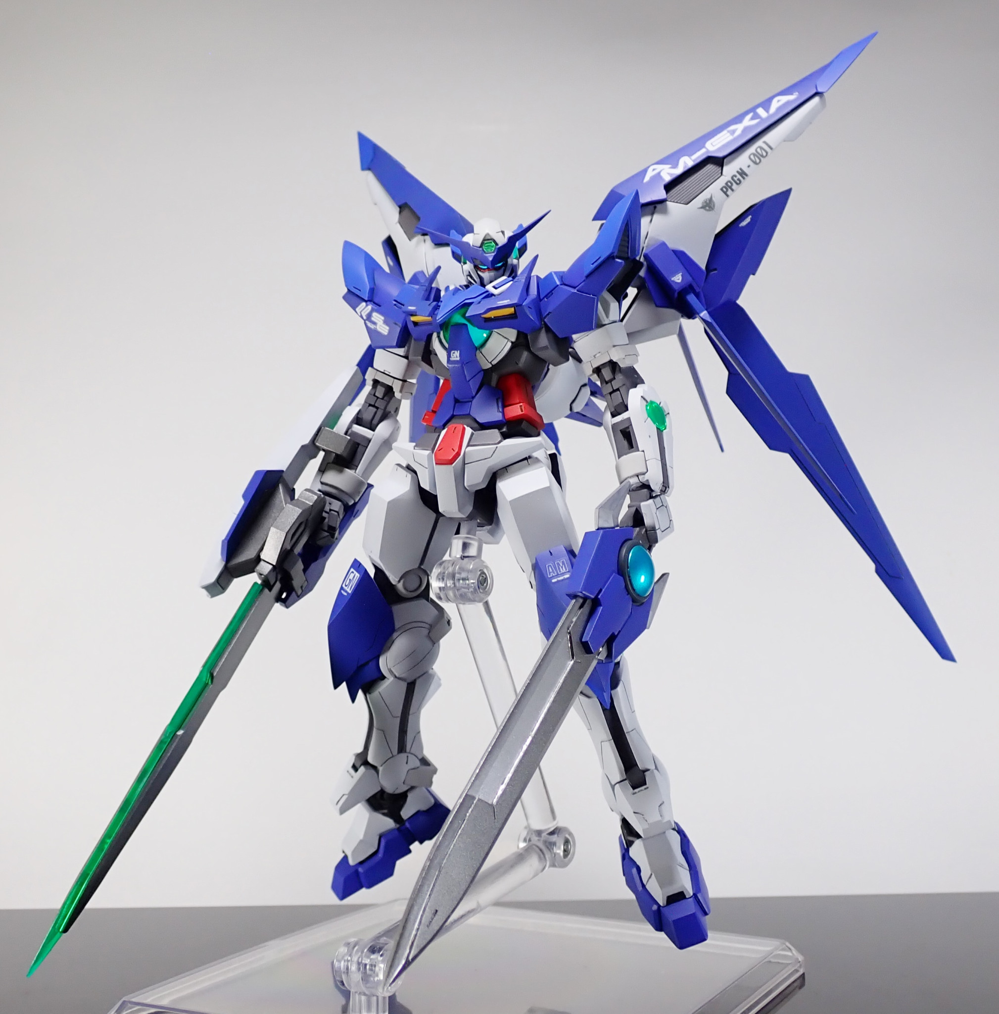 新版 HG デルタガンダム アメイジングエクシア ヘイズル改 プラモデル