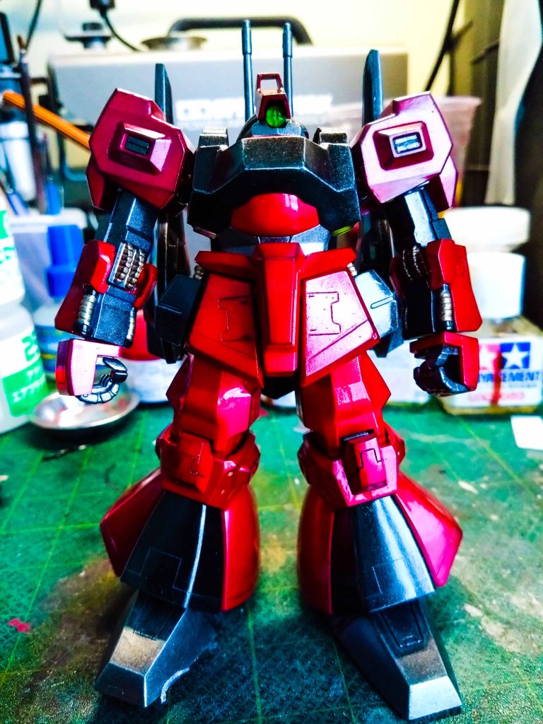 スカートのスジボリがしつこくなってしまったのでやり直すかもしれません。もっとアッサリやれば良かった。