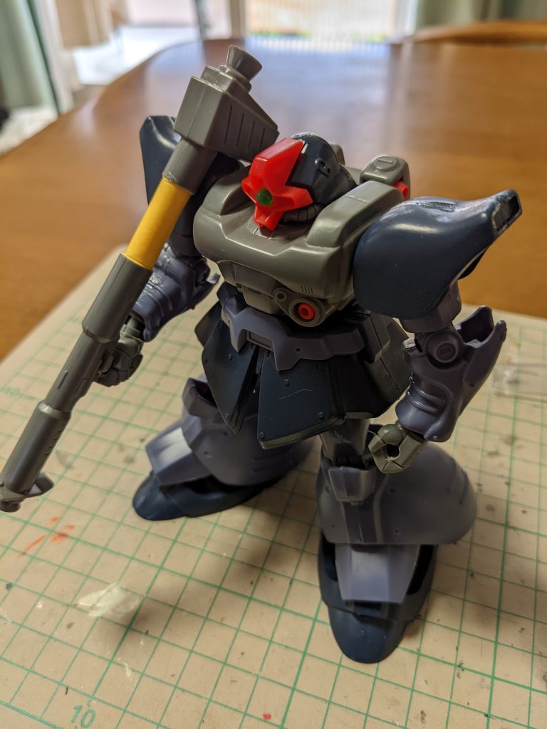 ゴメンナサイ。加工は腰だけと言ってますたがジャイアンも延長してますた。照準器は無限の彼方へワープちう…。