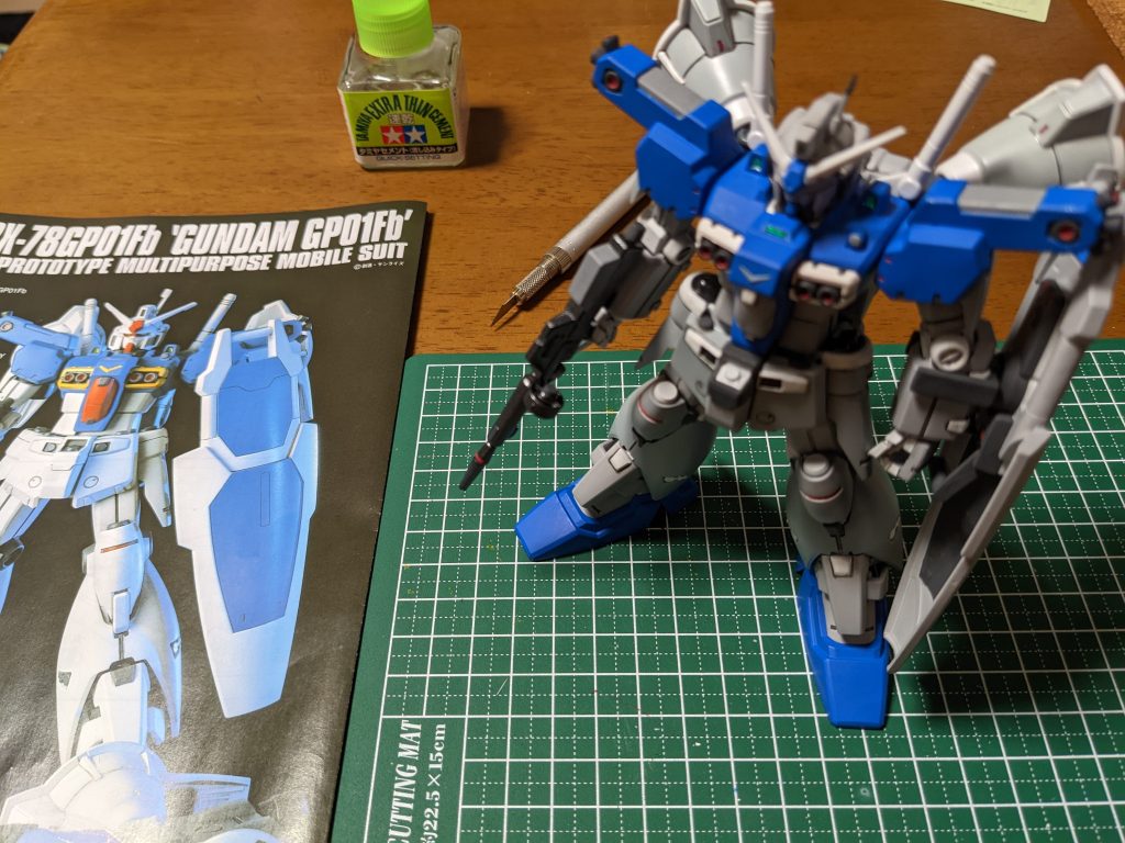 男子ってこう言うのが好きなんでしょ?の図③。(作業場俯瞰からのモ○グラ風)