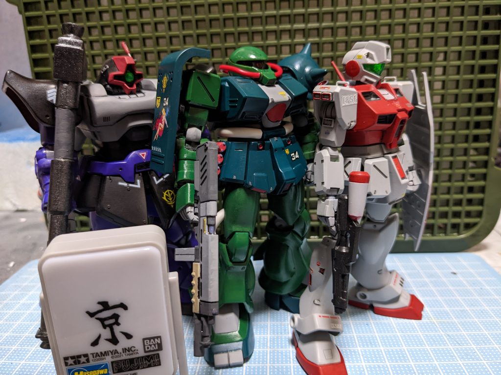 ポケ戦旧キット集合の図。あと何体?