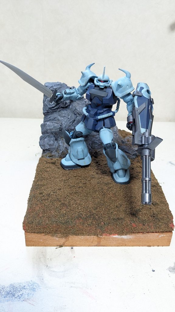 加工前。配置してみたら何とも寂しいので、この後に岩や草などを追加。