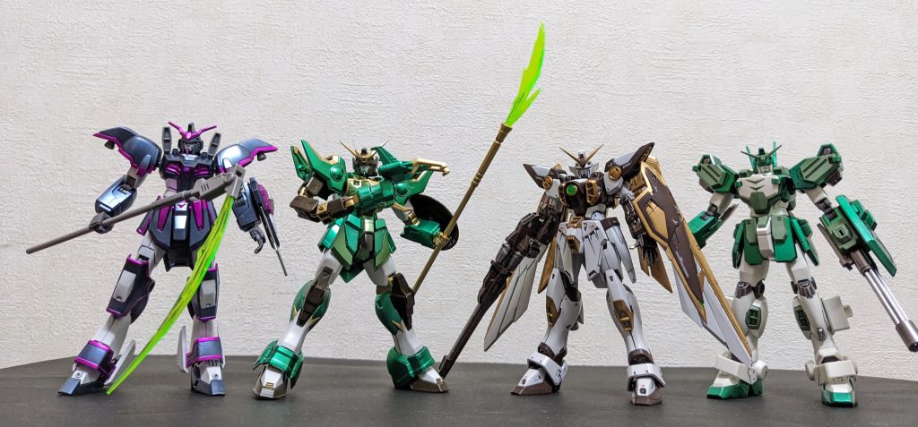 ガンダムW勢で並べてみたAll設定ガン無視😅ここまで来たら、(キット手元に無いですが)サンドロックも作りたくなってきたぞ〜😆