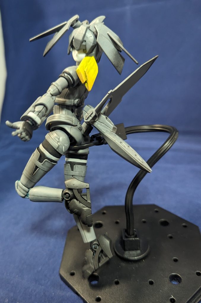 ファンネルコンテナも基本はそのままなので開閉可能です。