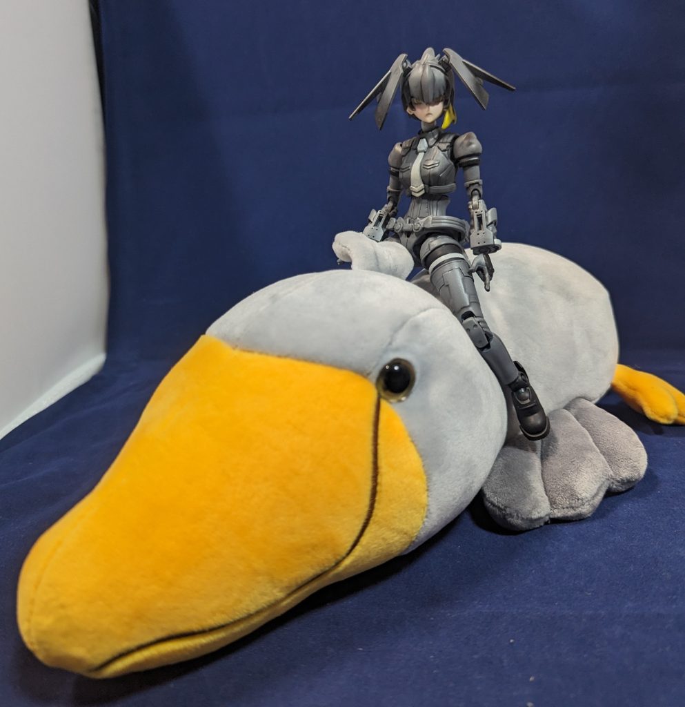 最後にケンプファーの時にも登場いただいたフォルムが気に入って買ったハシビロコウと…。