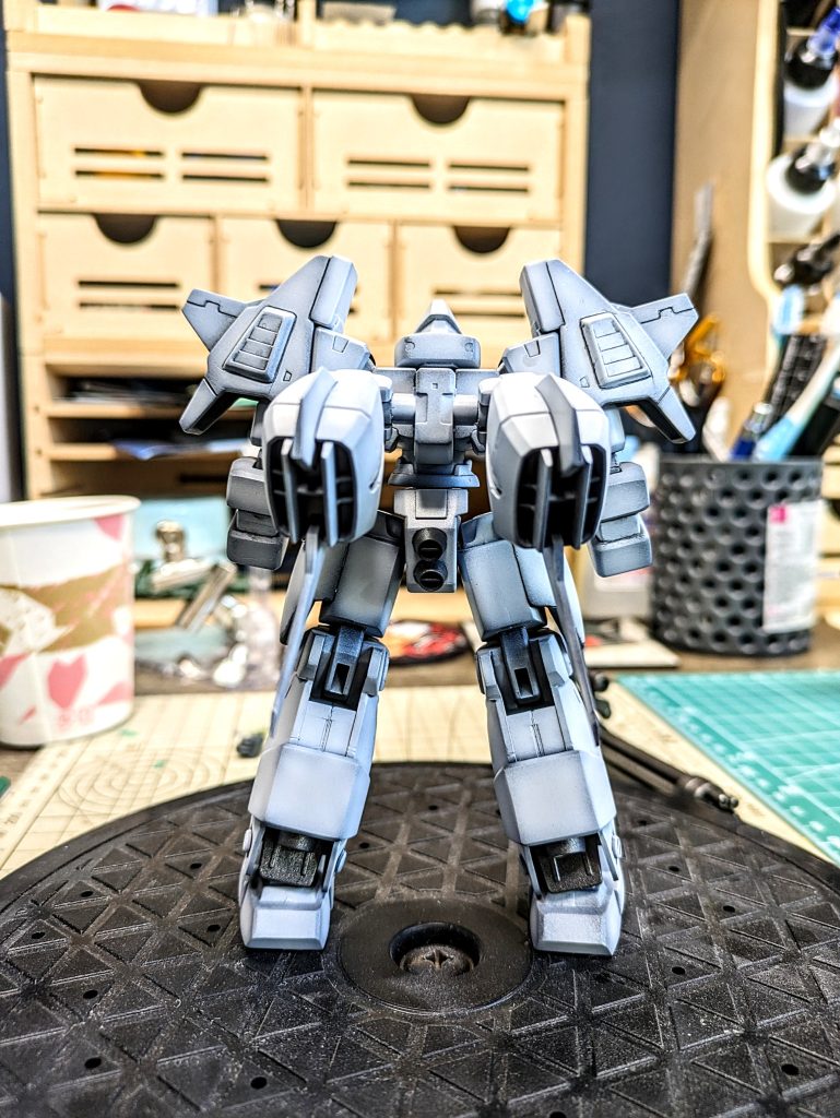 バックパックはエールストライカーの下部ブースターを流用しています。高機動っぽさはあまり出てない笑