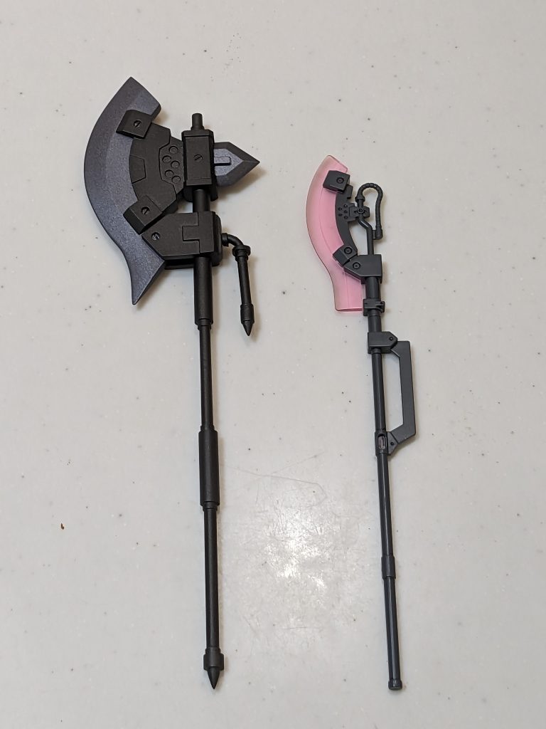 大型アックスは、付属のGヒートホークのデザインを参考にしてます。