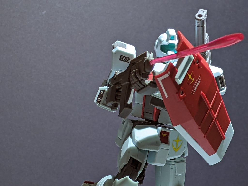 このジム絶対強いだろ武装多いですよね。ORIGINザクもそうですけど、一年戦争で対艦ライフルぶっ放してたらヤバそう。