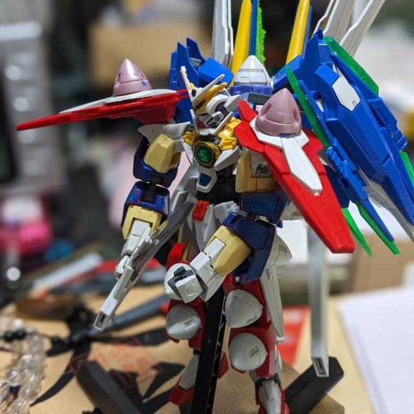 PENTADEKA GUNDAM