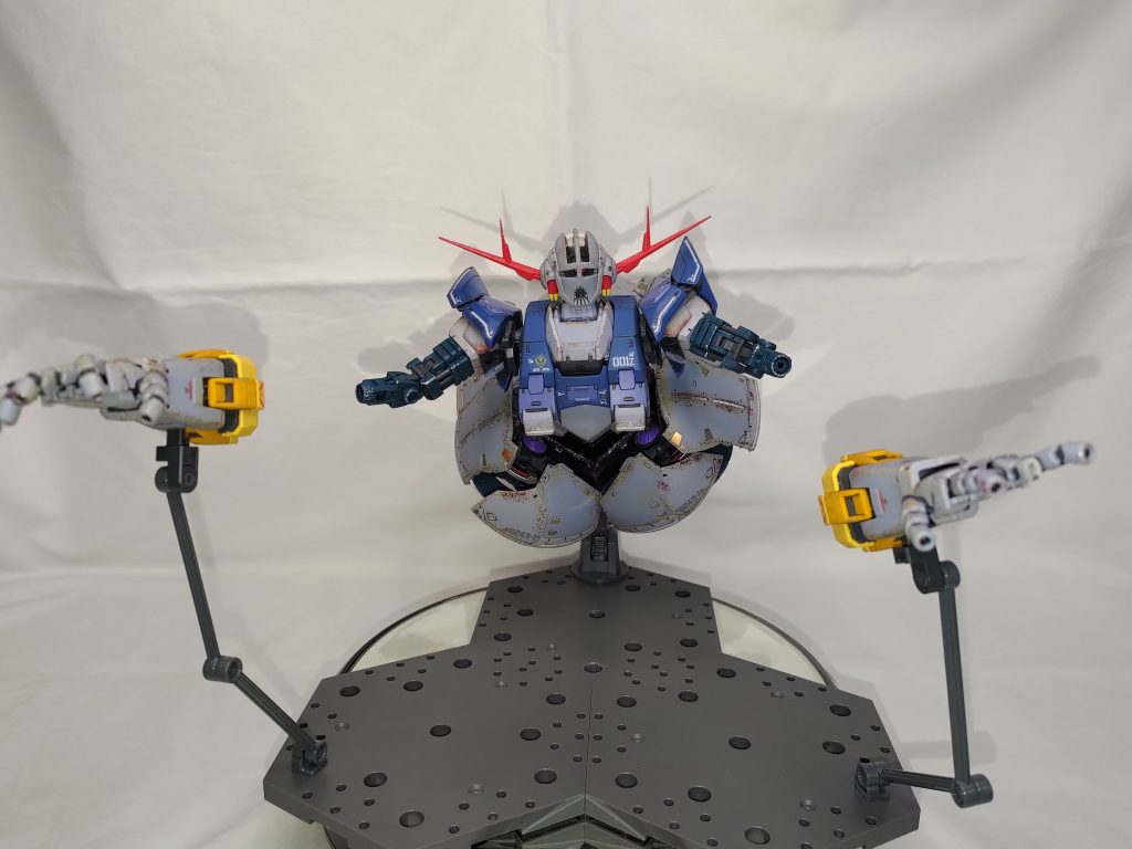 リード線は切るのはもったいなかったのでロケットパンチのごとくリモート操作が可能という脳内設定にしました