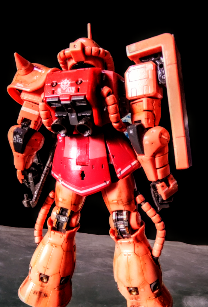 このキットを製作直後に「東北の震災」が起こったので珍しく  製作日を覚えています💦 ※このキットは模型店にショーケースに展示してあったので難を逃れている強運のガンプラといえます。