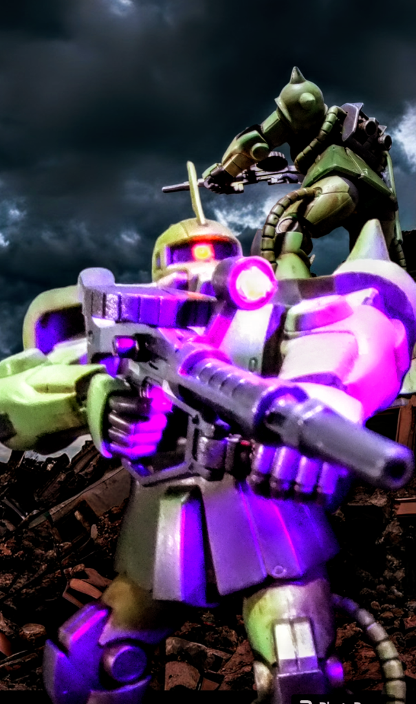 コチラがFG量産型ザク+余剰パーツの組み合わせ(でっち上げ)完成形となります😁