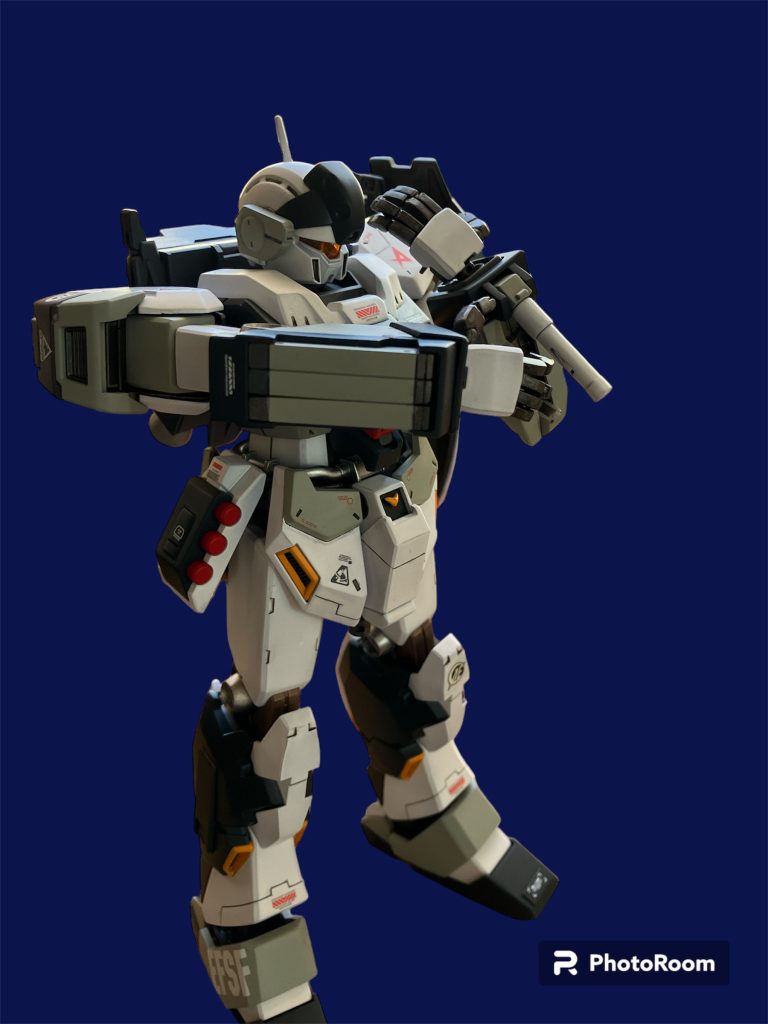 サーベル取ろうとしてます