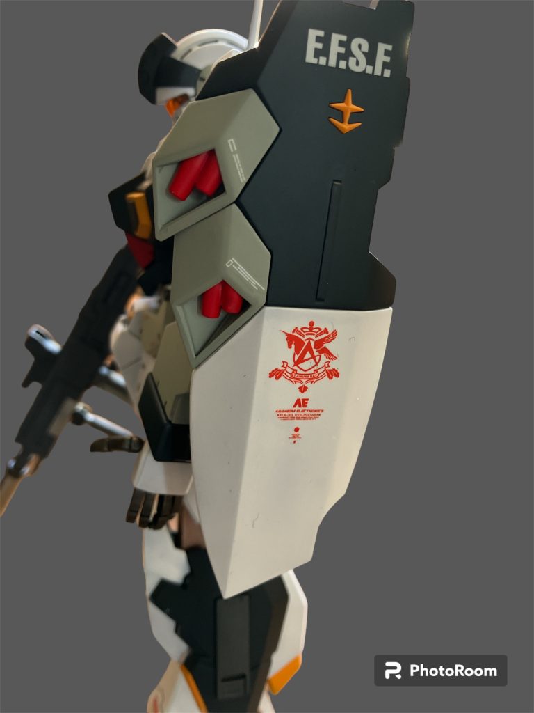 シールドも気合い入れてつくりました 