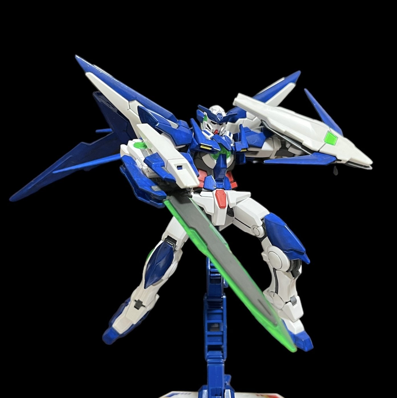 HGBF ガンダムアメイジングエクシア｜つばささんのガンプラ作品