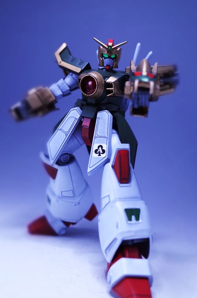 使用キットは1/100 ドラゴンガンダム
