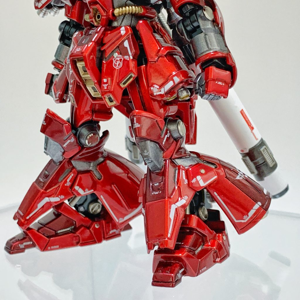 Gフレームはもともとのディテールが多めなので、スジボリやアフターパーツ、プラ板追加によるディテールアップは「うるさくなりすぎない」ことを意識しました。