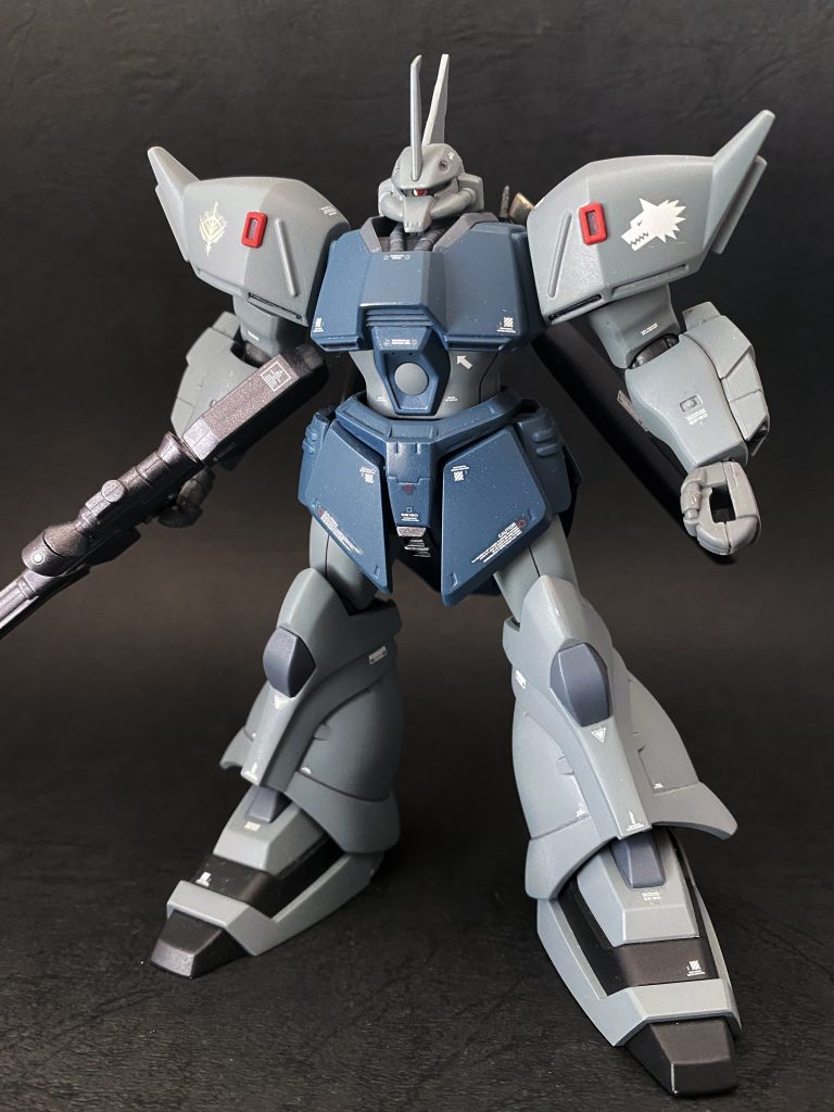 デカールの配置には毎回時間がかかります。出来るだけ説得力あるようにと思いますが、中々納得いくようにはならないですね。