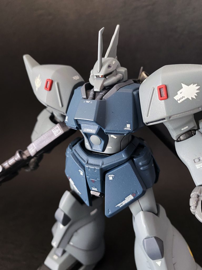 矢印は出来るだけコクピット周辺に。外部からの脱出用ボタンを意識して。