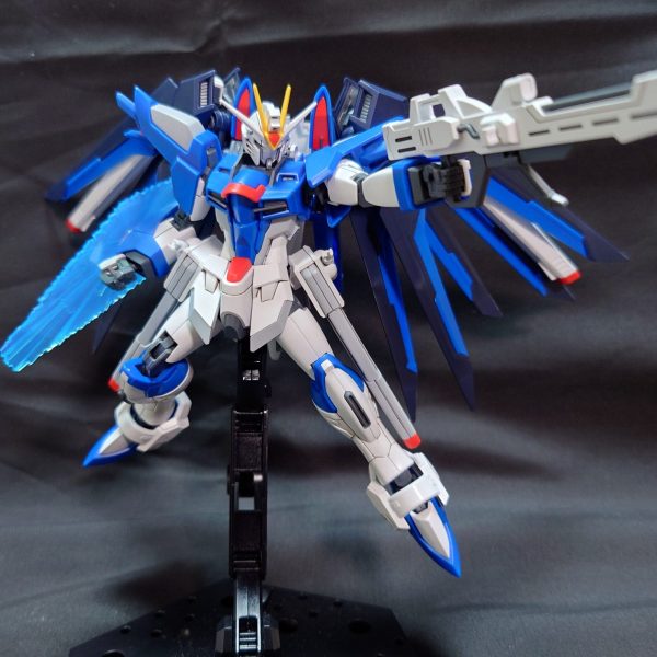 ライジングフリーダム