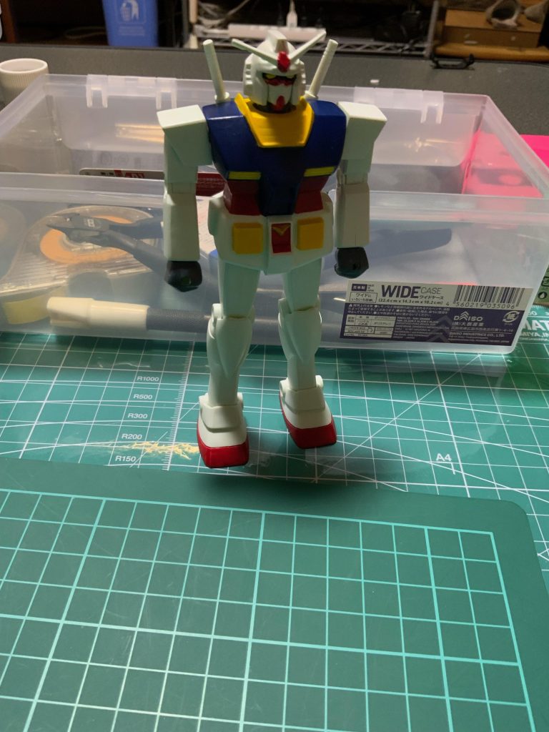 ４４年前、すべてはここから始まった。ガンプラの原点。再販続けていて欲しいところです。 