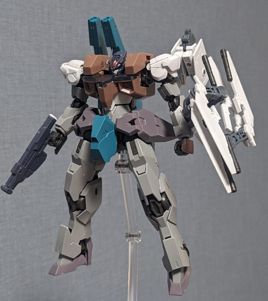 少しレーザースライサーはデカ過ぎるかなぁと思いましたが、元々レーザースライサーの展開形態が風魔手裏剣ぽかったので敢えてそのままの大きさにしました!