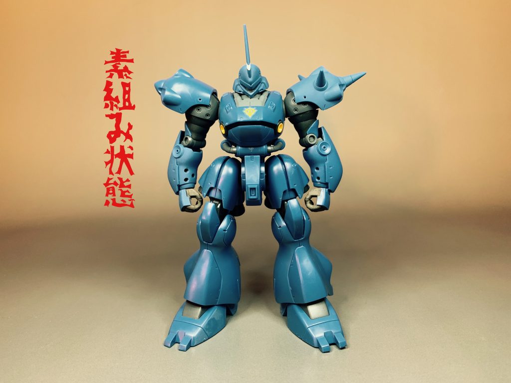 改造前の素組み状態です。無改造でも充分カッコ良いのですが自分的には少し気になる点があったので改造する事にしました。