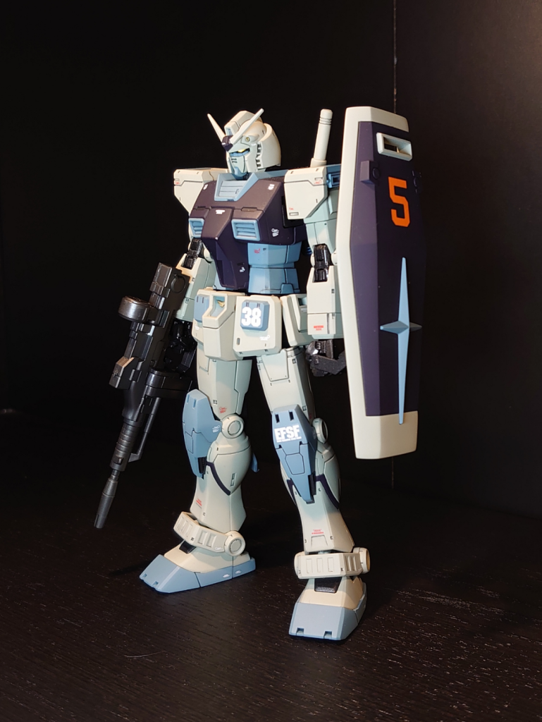 中の人👍オリジンガンダムベースでモールドも多くカッコいいですね✨