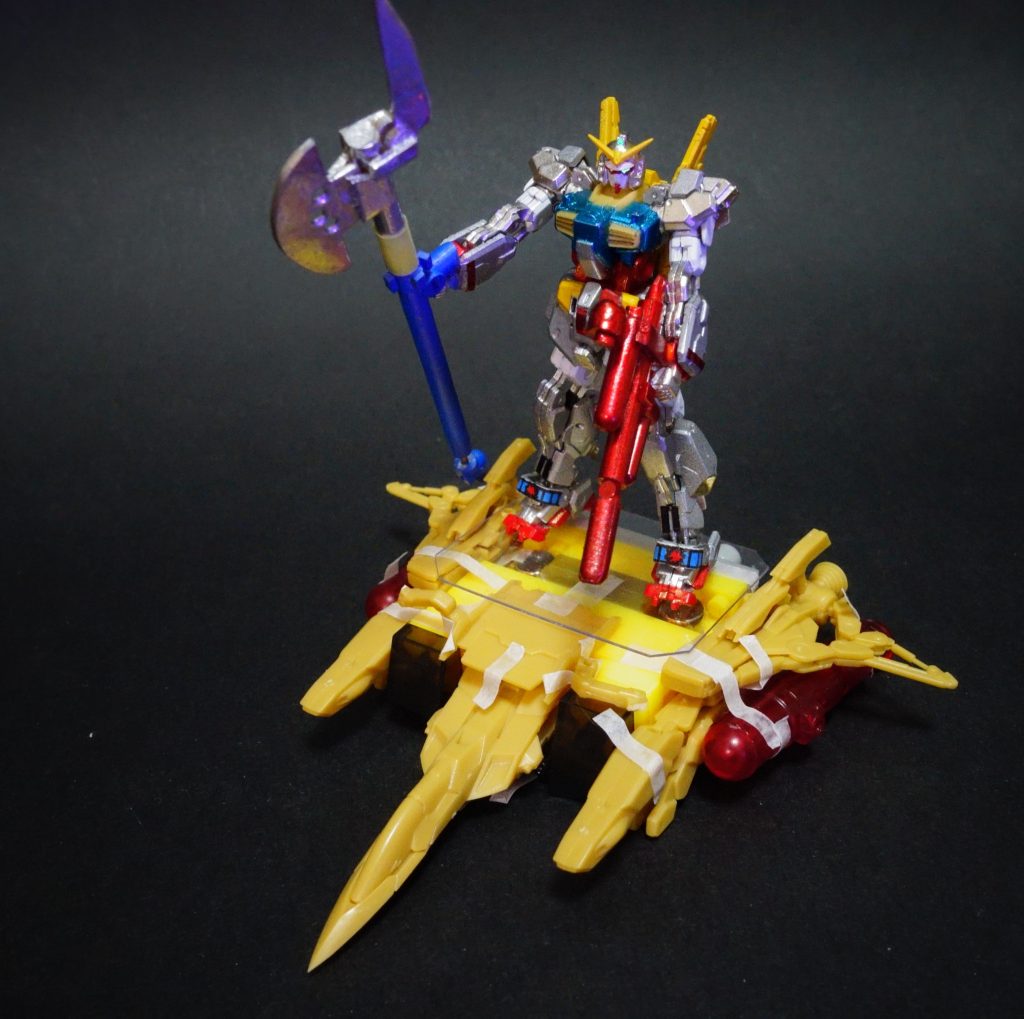 1)社会現象にまでなったガンダムの続編となるZガンダムの放映に向けて、おもちゃ会社グローバーが企画した「DX合体セット2」の商品企画当時の資料が、社内資料の整理中に偶然見つかった。