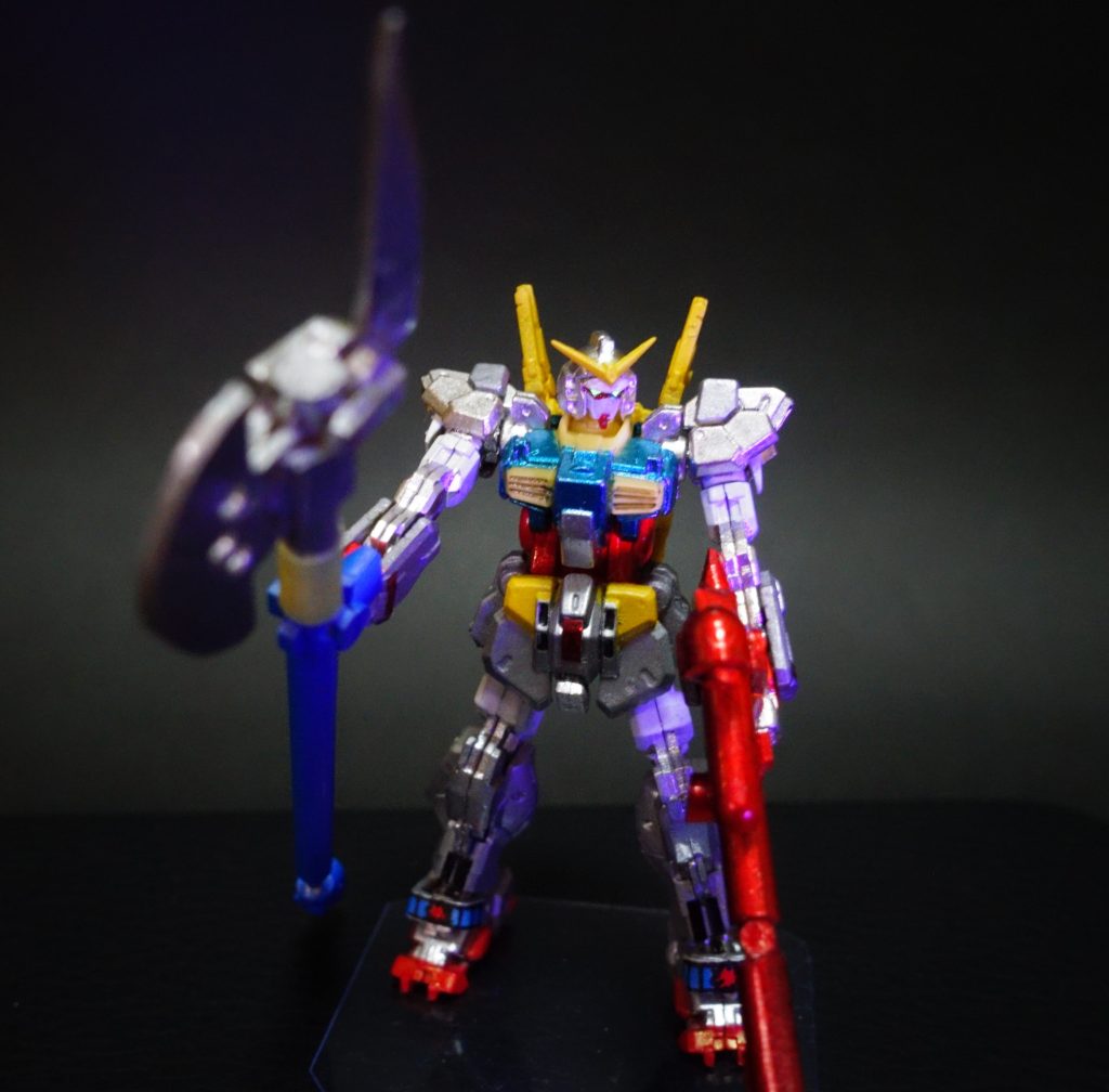 5)メインカメラやツインアイも光る!