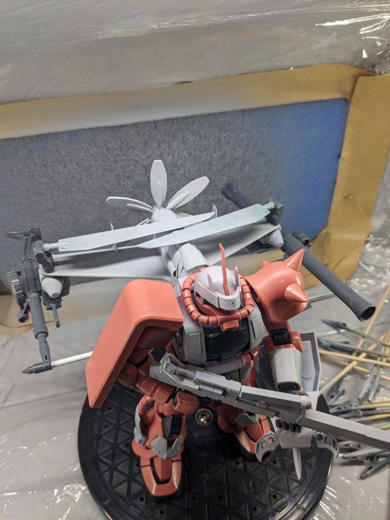 途中で、全然飛べる気がしないと思い。プロペラの大型化、翼の延長をしました😅