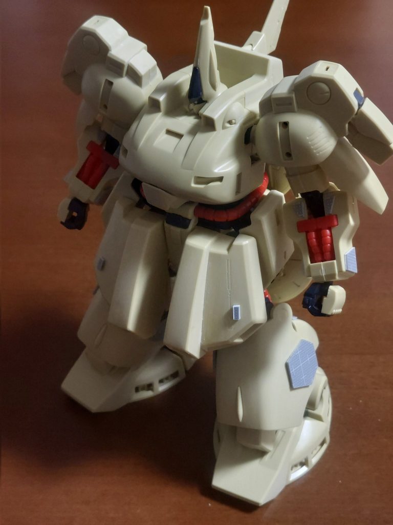 ここからは製作過程の写真を。主な作業内容は、