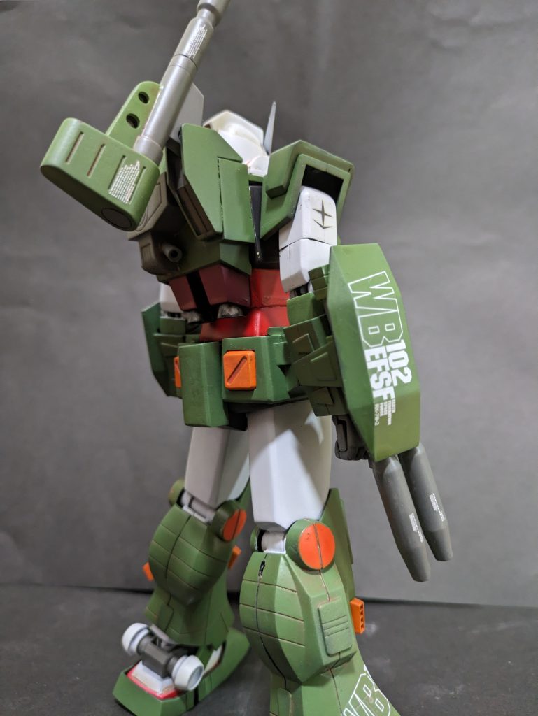アーマー類のグリーンは設定より明るめにして今風俗のPOPな感じにしております。また磁石により脱着出来るようにしております。