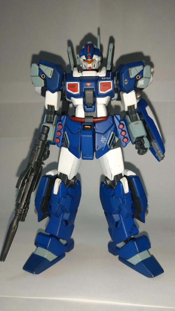 真正面から。高機動のバックパックは外した状態。