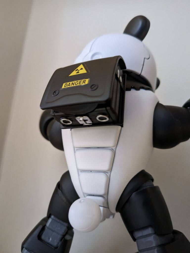 ランドセルには物騒なデカール！