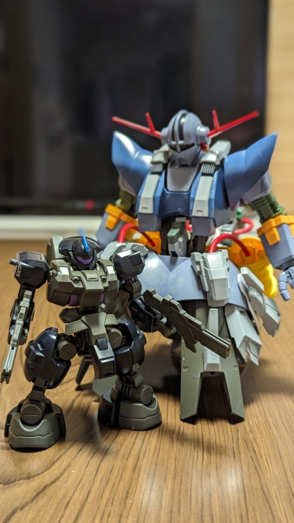 なんと脱出メカのミニディランザ君がいます笑