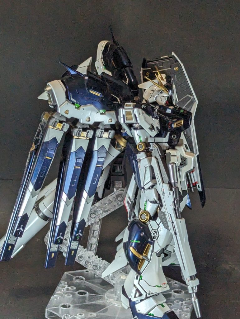 フルサイコフレームを想定したので、各所にクリアグリーンを。…いささかやりすぎたか？　とも思いましたが、完成してみるとそれなりに見れる不思議。