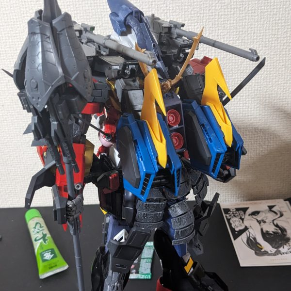 ティフォエウスガンダムをサイコガンダムの下半身とくっつけたらすごいんじゃね?から思いつき制作を始めてみました（4枚目）