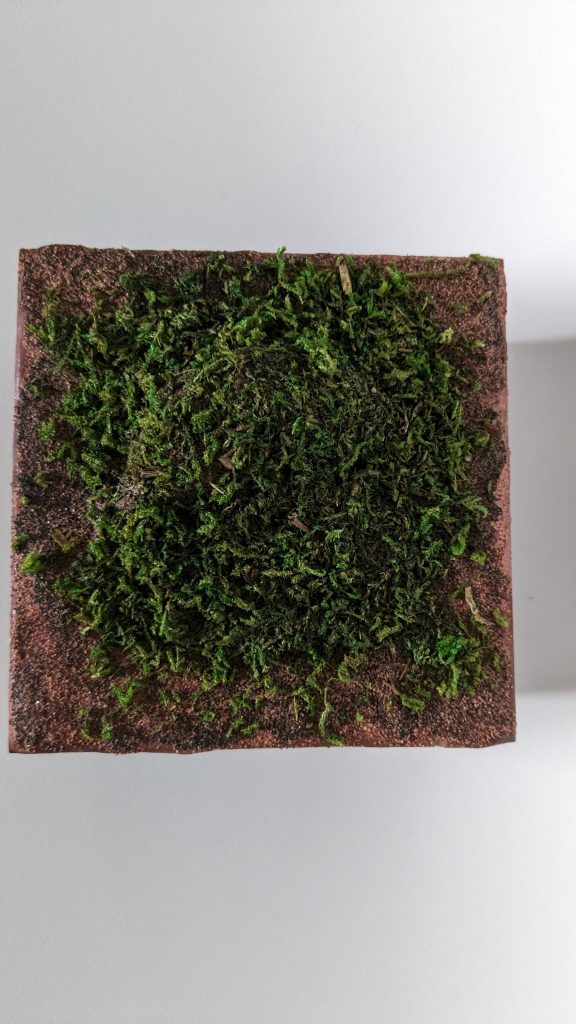 ジオラマです。前よりレベルアップしたのかな?してないのかな?どっちなんだい!以上です!良かったら制作風景も見ていただき、アドバイスやコメントいただけると励みになります。最後まで読んでいただき、ありがとうございました!