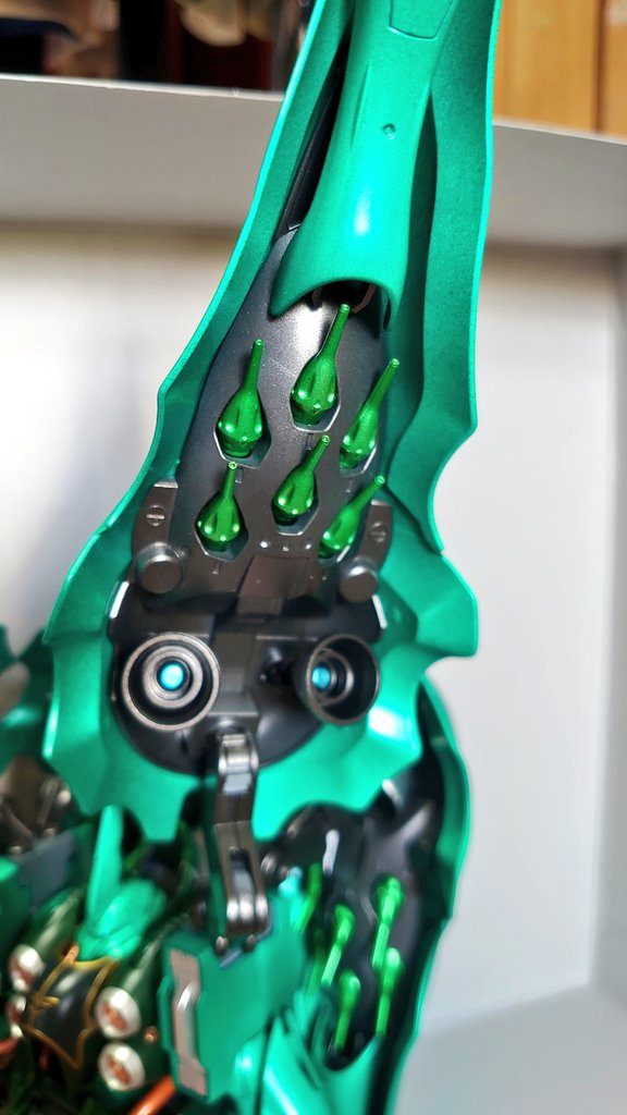 ファンネルはキャンディー塗装バーニアはきつくなりすぎないように簡単に仕上げました。