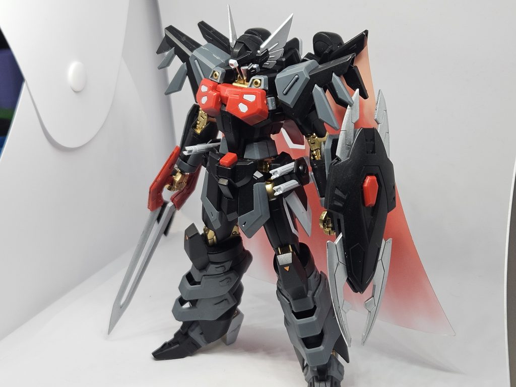 正面から。設定画よりだいぶ脚が長い。 