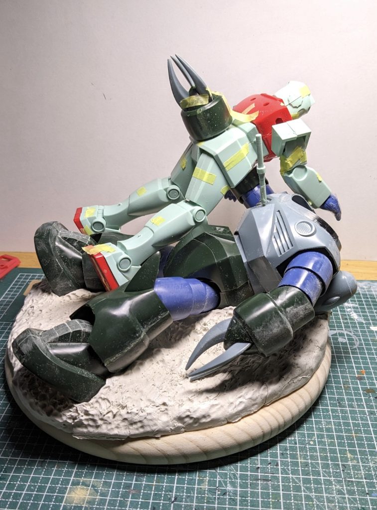 この段階ではジムの位置やポーズが定まらず、右往左往していました。