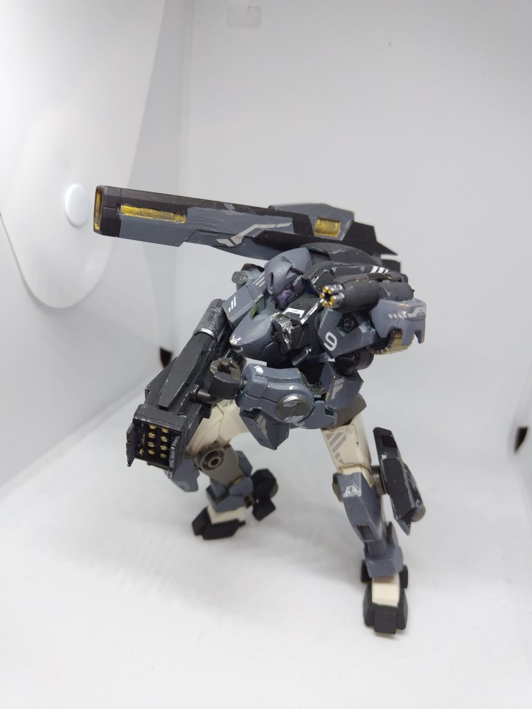 長期戦は考えずとにかく火力ゴリ押しで退却する戦闘法となります。うち尽くしたら終わりですね